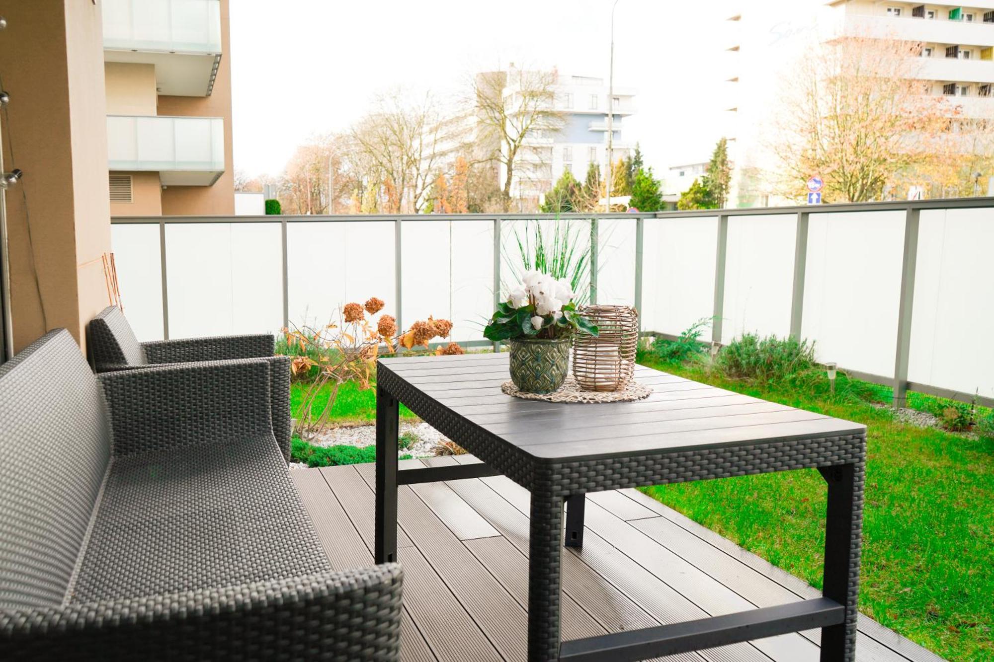 Lulu Apartments - Pod Masztami - Apartament Dwupokojowy - Basen Silownia Parking Kołobrzeg Eksteriør bilde